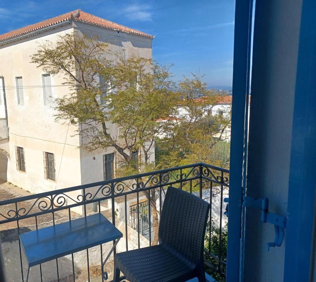 Villa Margarita Spetses Town ภายนอก รูปภาพ